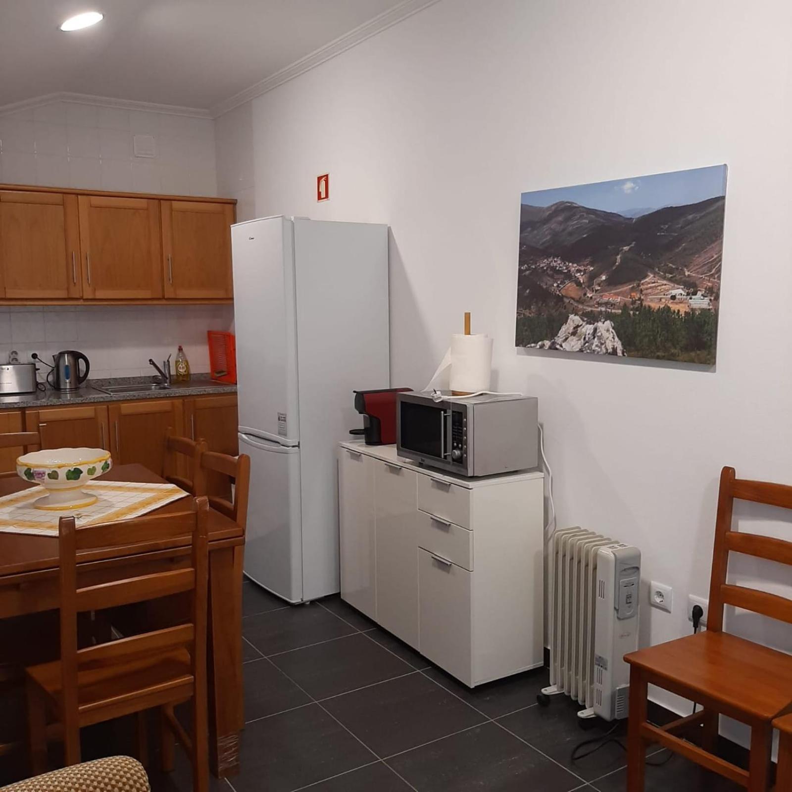 Casas Da Escola - "A Escola" - Meas Villa Pampilhosa da Serra Luaran gambar