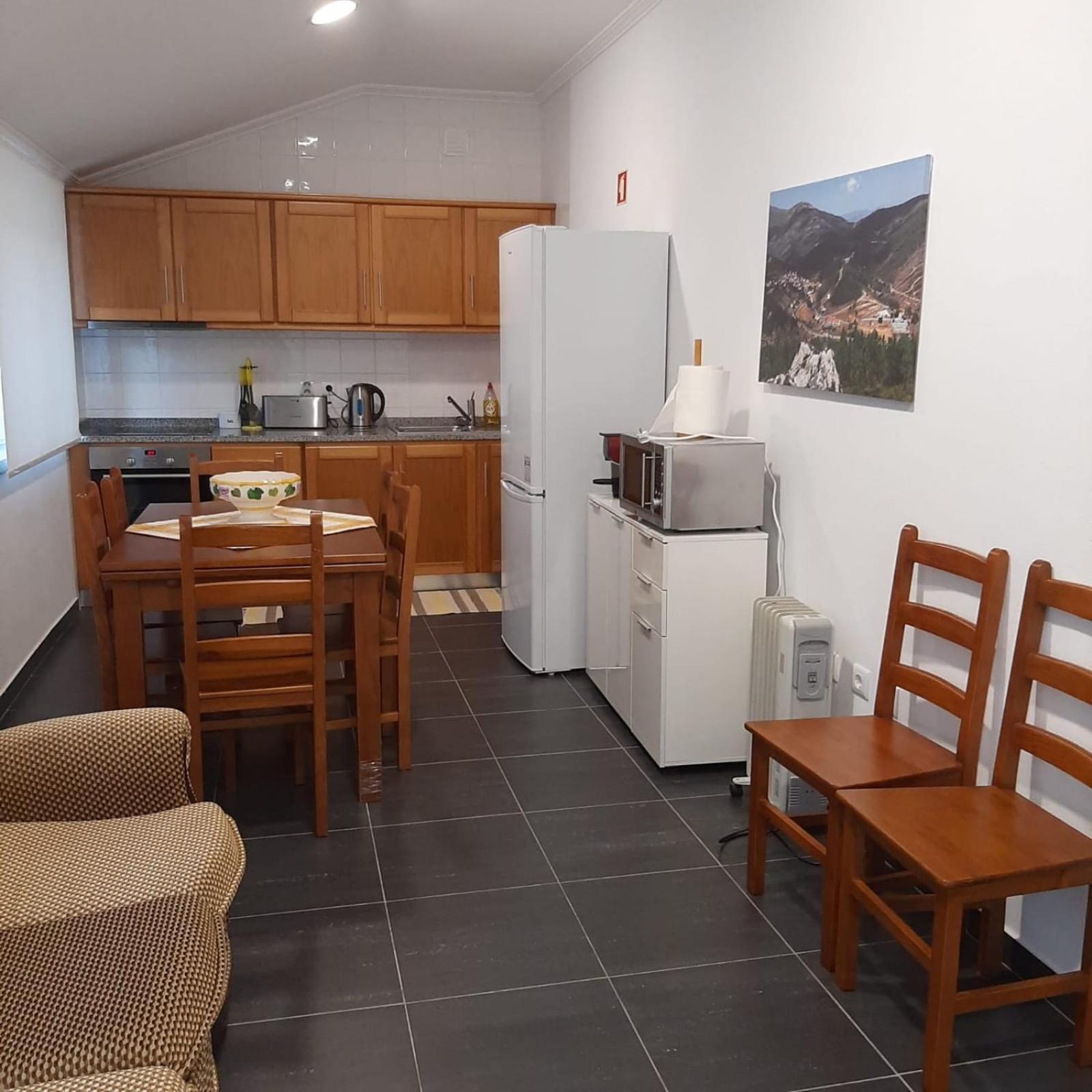 Casas Da Escola - "A Escola" - Meas Villa Pampilhosa da Serra Luaran gambar
