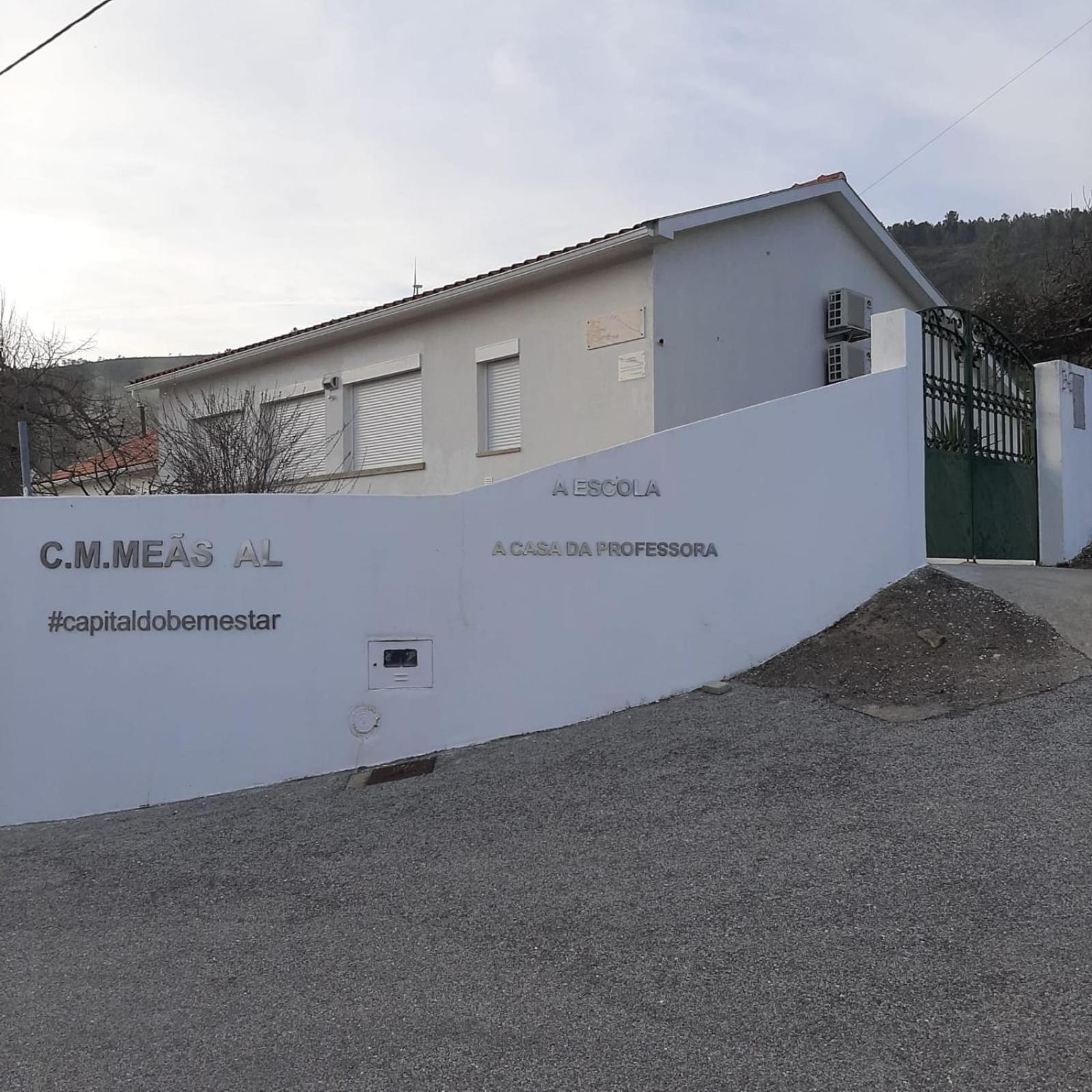 Casas Da Escola - "A Escola" - Meas Villa Pampilhosa da Serra Luaran gambar