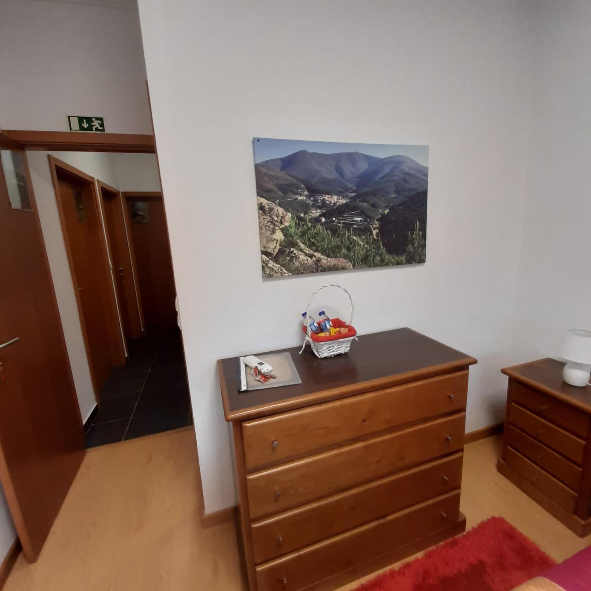 Casas Da Escola - "A Escola" - Meas Villa Pampilhosa da Serra Luaran gambar